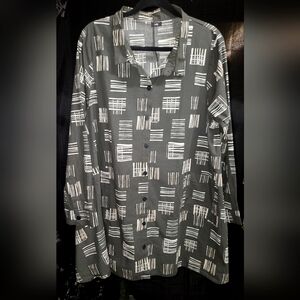 Stylish Black and White Women's Blouse